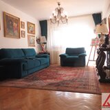 Bd. Decebal, etaj 2, 107mp, 5 minute metrou Piata Muncii